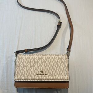 Micheal Kors mini bag